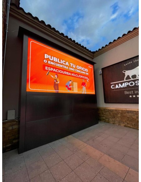 Pilares a piso, a techo,  gabinetes, estructuras videowall, hasta 86", modulos led